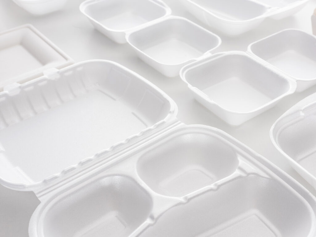 trays done by vacuum forming machines